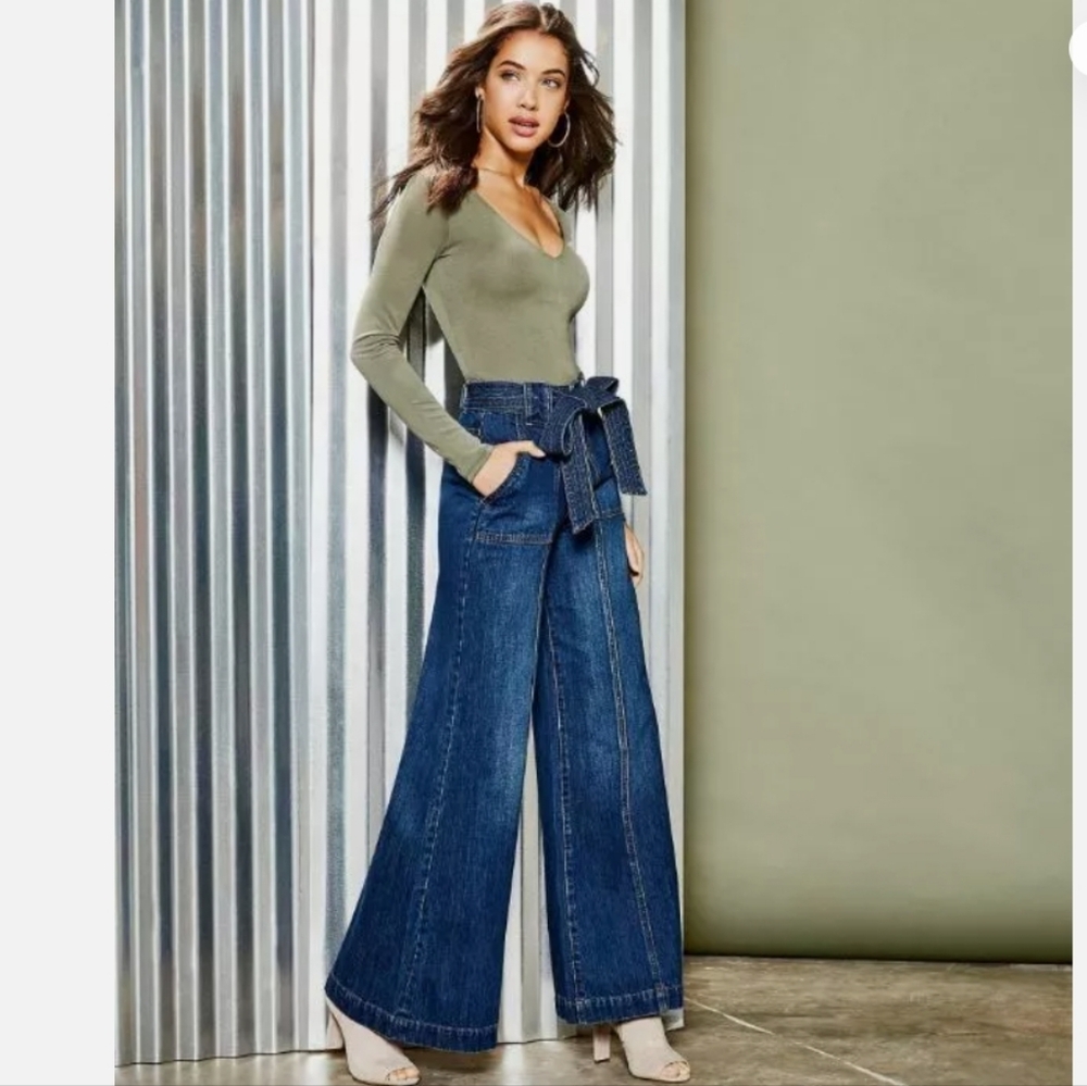NWOT Gianni Bini Cait Blue Denim Dark Wash Size 28